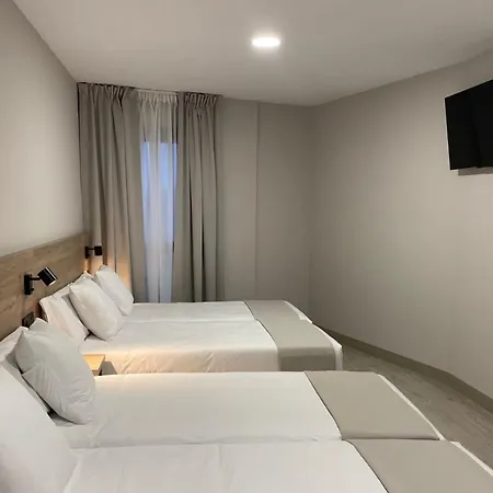 Urban Guest house 3*