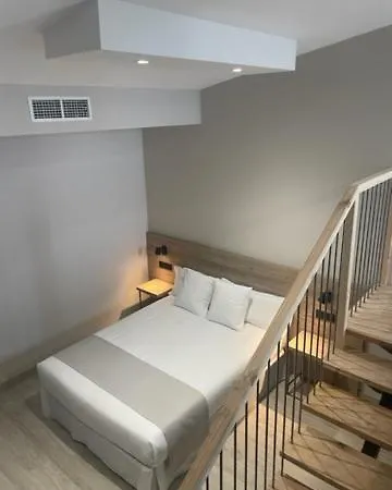 Urban Hotel 3*
