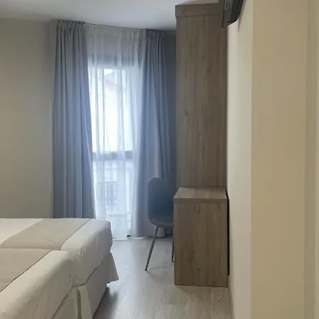 Urban 3*